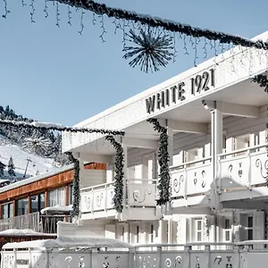 **** Hotel White 1921 Frankreich