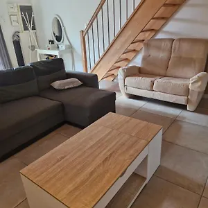 Petite Maison Meublée Entre Avignon Et Carpentras Appartement